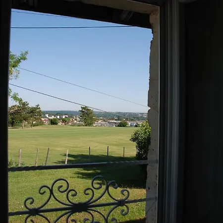 Domaine Du Champ Fleuri Bed & Breakfast Angouleme Exterior photo